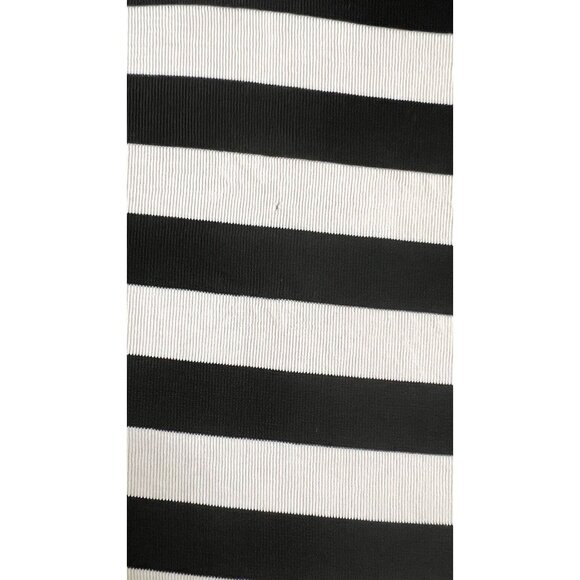 VTG BCBG Black & White Stretchy Short Sleeve Shirt- Size Small - Picture 4 of 5